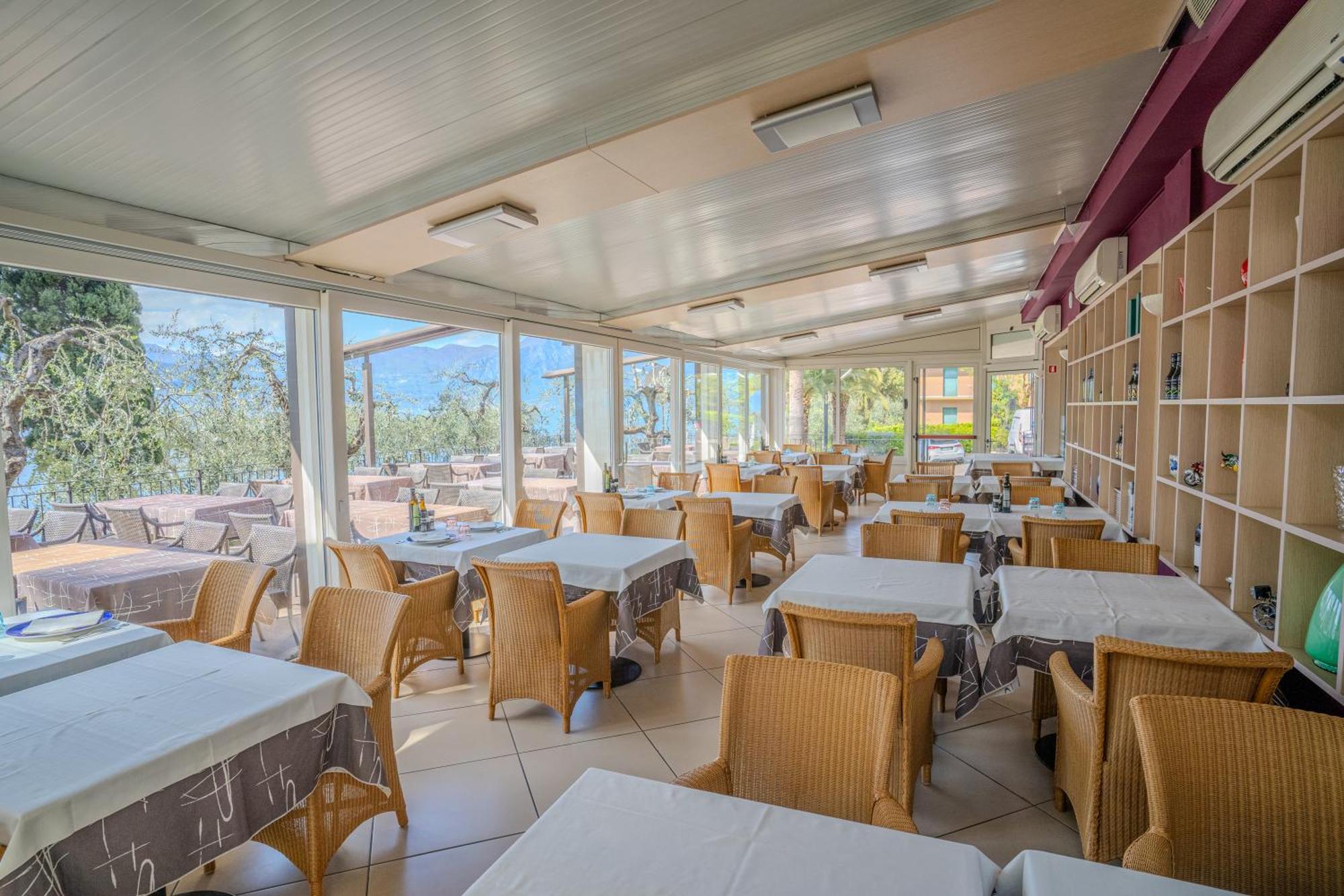 Hotel Galvani Torri Del Benaco Luaran gambar