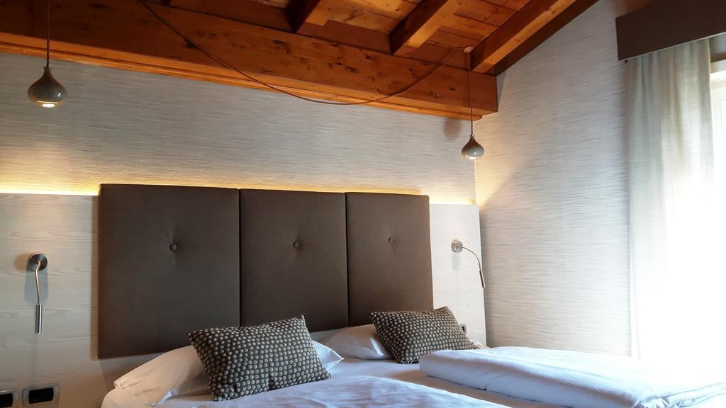 Hotel Galvani Torri Del Benaco Luaran gambar